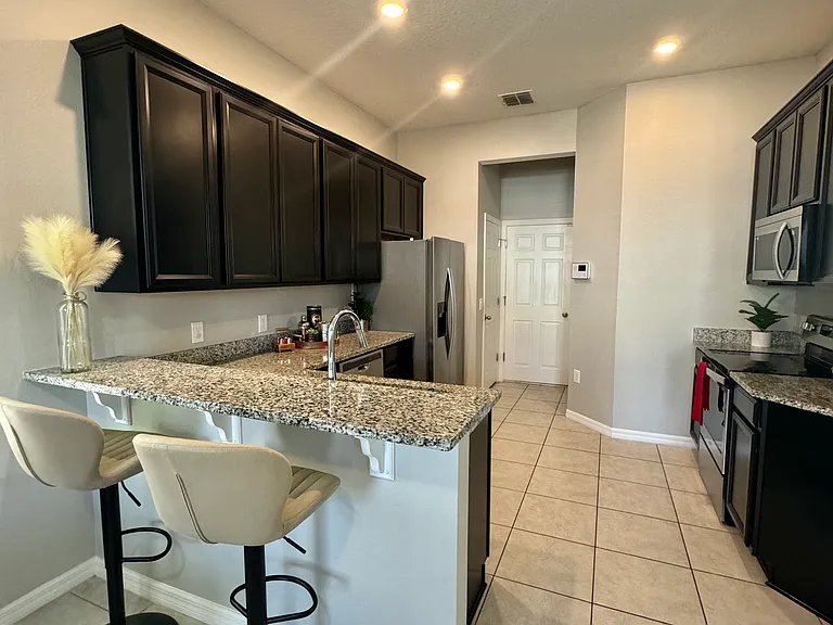 1478 Garden Arbor Ln — Photo 7