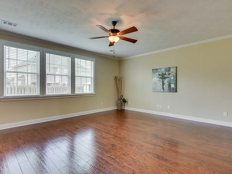 5458 Everlook Cir — Photo 15