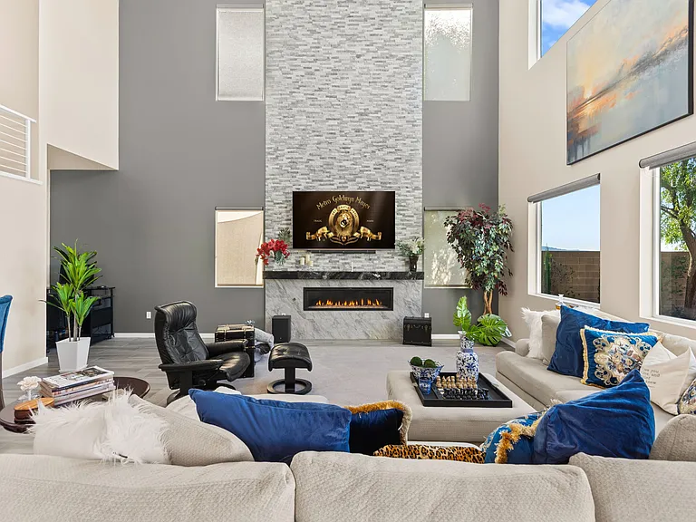 55 Vista Outlook St — Photo 35