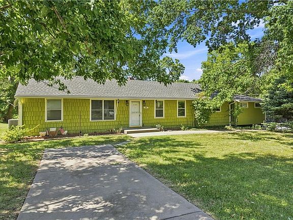 2nd image of 3108 S 47th St