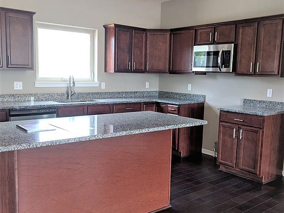 2nd image of 7032 Marigold Dr