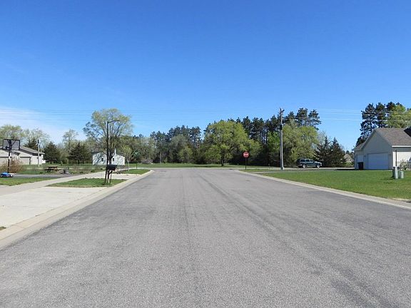 4th image of 24471 17th Ave