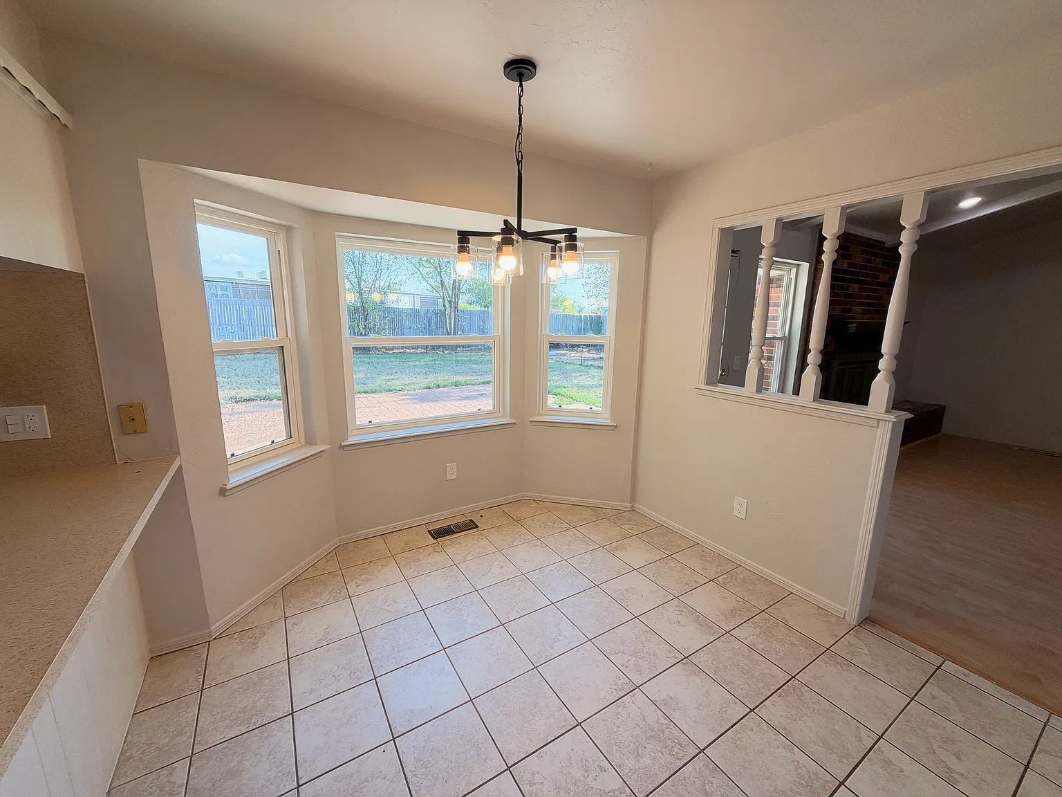3 bed, 1695 sqft, $1,795 — Photo 4