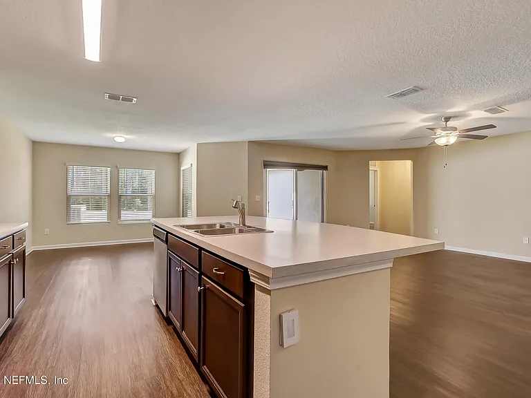 11168 Watkins Ct — Photo 16