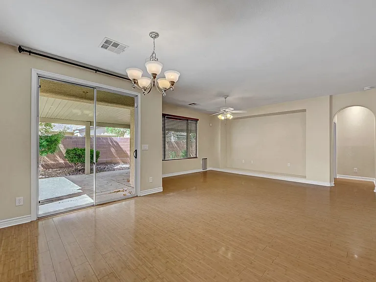 10240 Gladstone Peak St N — Photo 14