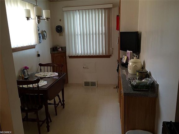 5th image of 4129 Feiner Dr