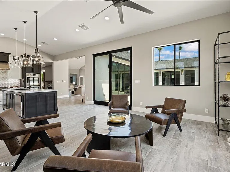 4137 E Earll Dr — Photo 25