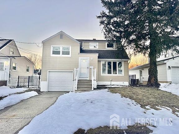2nd image of 5 Gardner Pl