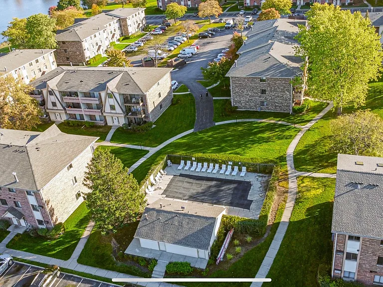 17 Cedar Ct #5 — Photo 19