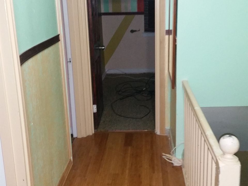 1st image of 11423 197th St