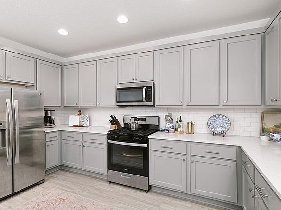 4th image of 12403 Zenyatta Dr