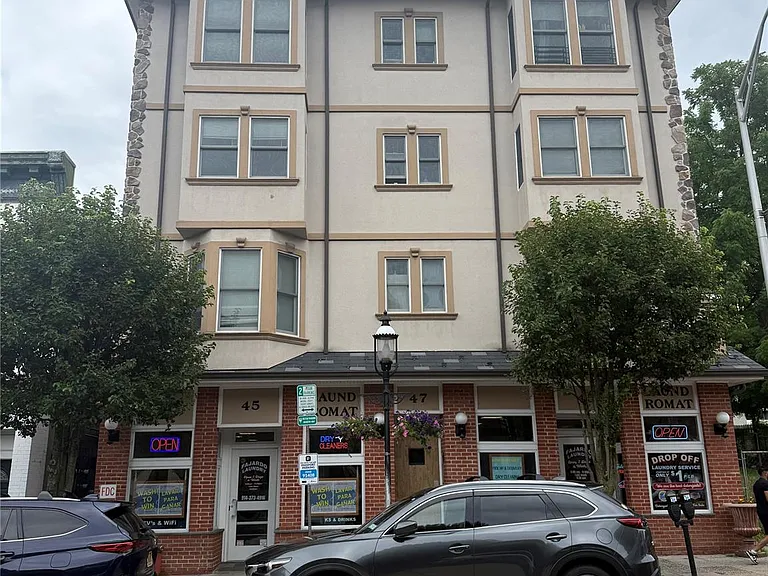 4547 Spring St #3D — Photo 17