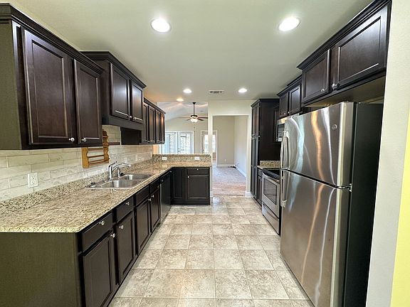 2nd image of 5117 Teresa Dr