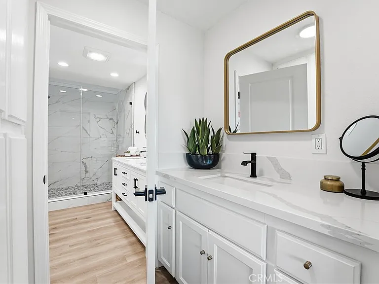 83 Palm Beach Ct — Photo 28