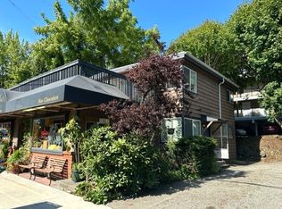 7810 E Green Lake Dr N, Seattle, WA 98103