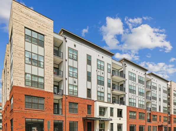 106 Saint Ives Pl UNIT 103