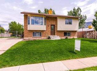 572 W 2150 N, Harrisville, UT 84414