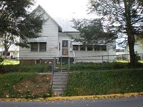 2nd image of 410 N Wickham Ave