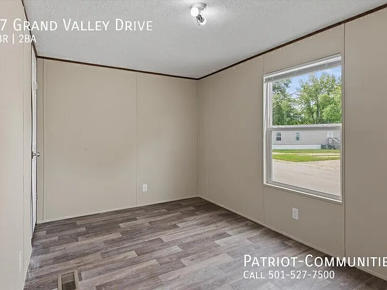 17 Grand Valley Dr — Photo 19