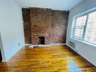 Rented by Manhattan Flats