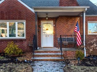 20 N 10th Ave, Highland Park, NJ 08904