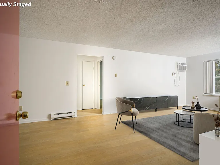 Hudson Terrace Apartments — Photo 13