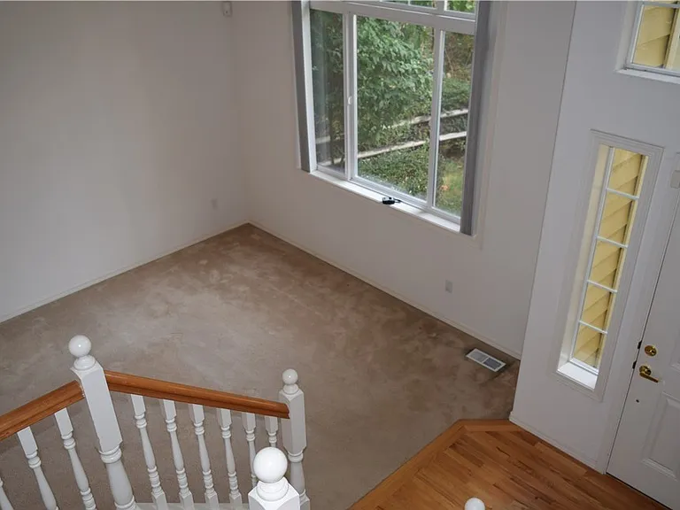 2230 143rd Pl SW — Photo 2