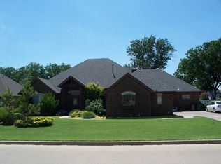 1702 Windmill Rdg, Shawnee, OK 74804