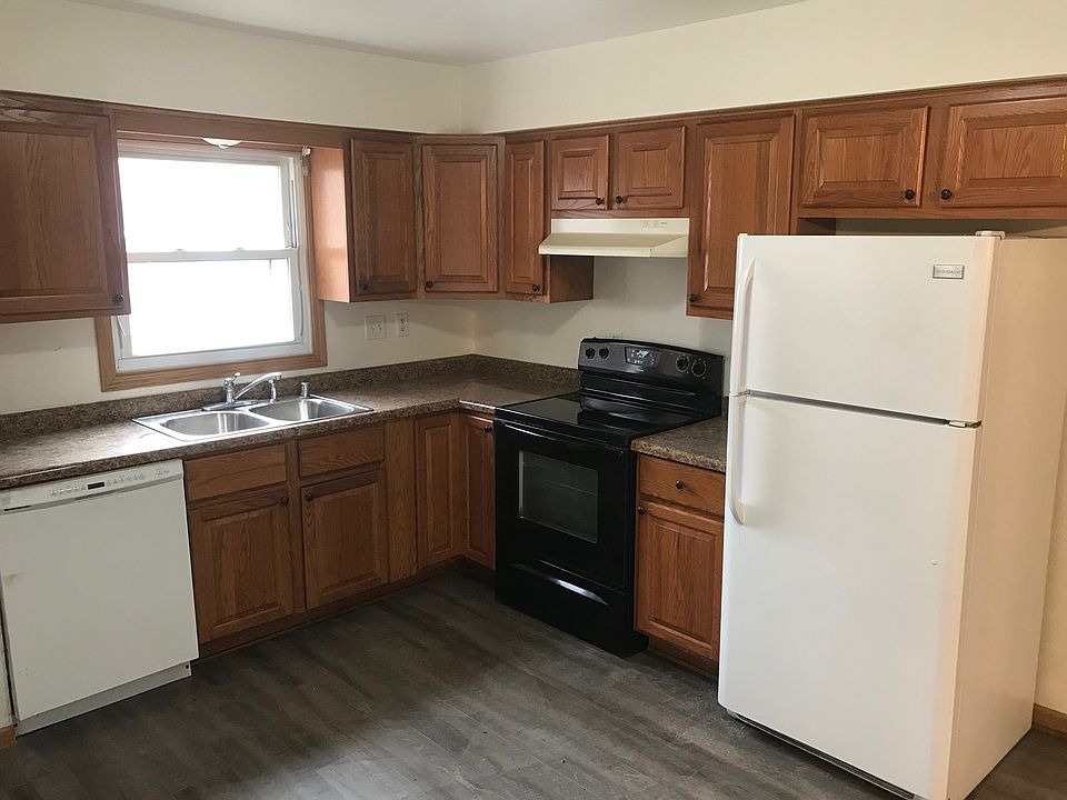 1st image of 10441 W Donna Dr #1