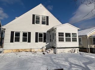 1197 Juniper Ave, Akron, OH 44310