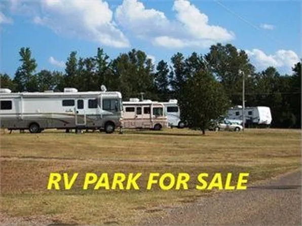 215 Ziffle Cir Ofc Hwy, Savannah, TN 38372