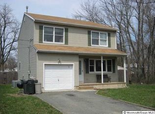 71 S End Ave, Middletown, NJ 07748
