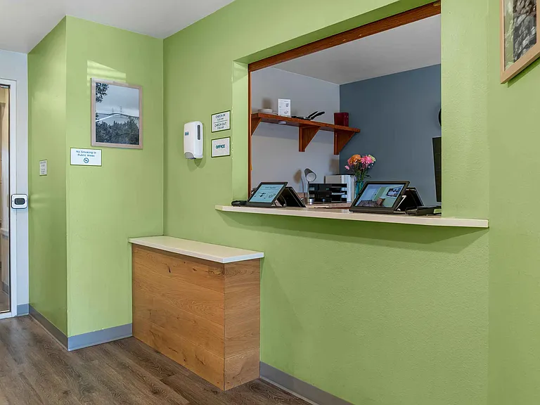 Lobby and Guest Check-in