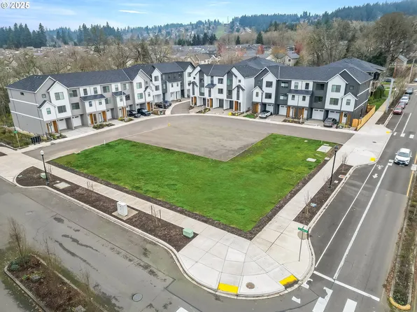 16948 SW 132nd Ter, Portland, OR 97224