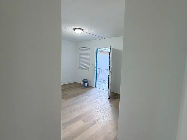 1380 SW 2nd St #7 — Photo 9
