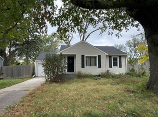 301 S 44th St, Lincoln, NE 68510