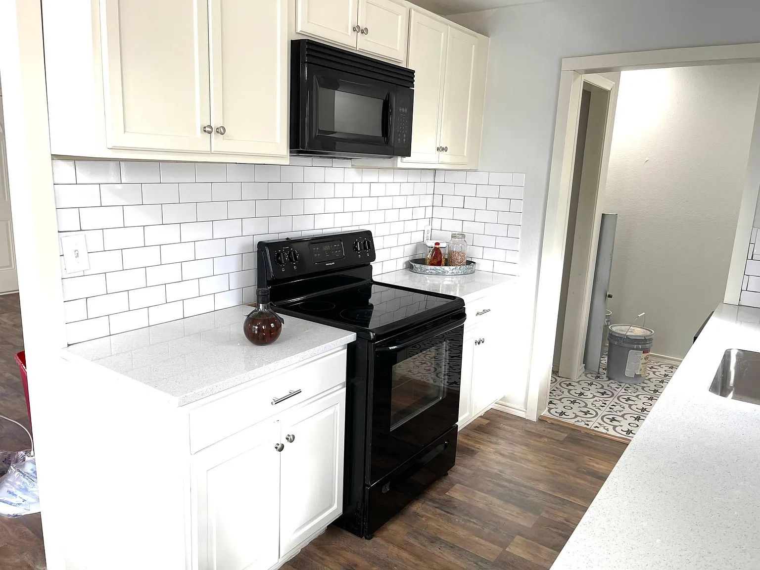 2 bed, 864 sqft, $1,475 — Photo 2