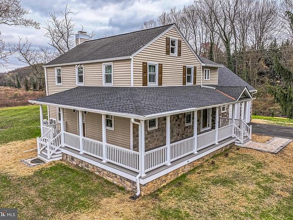 2nd image of 2705 Spring Hill Rd