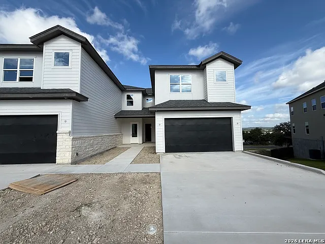 110 Magnolia Cir — Photo 2