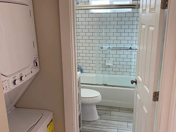 5th image of 1182 W Hamilton Ave APT 2