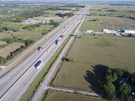 5th image of S Interstate Highway 45 S