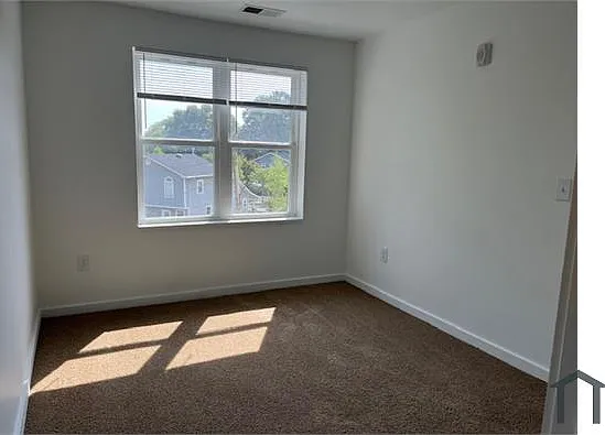 1 bed, $1,753 — Photo 3