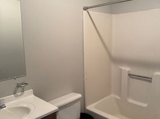 112 Monterey Dr, Bristol, VA 24201