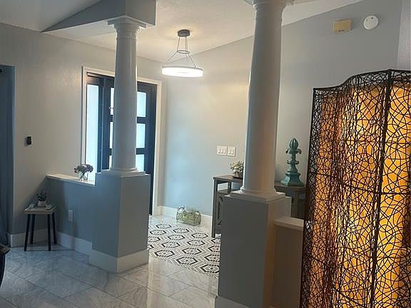 4th image of 10924 Mill Pond Way