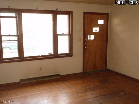 5th image of 1364 Miami St