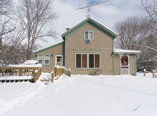 15 W Chestnut St, Douglas, MI 49406