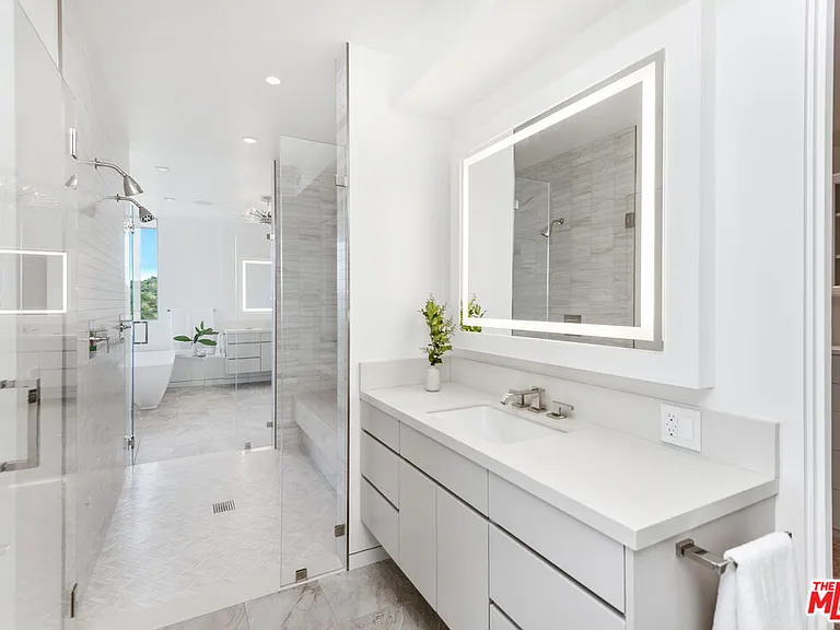 3642 Beverly Ridge Dr — Photo 40