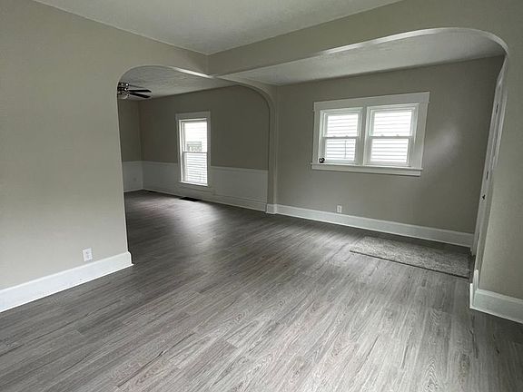 3rd image of 220 Gurley Ave