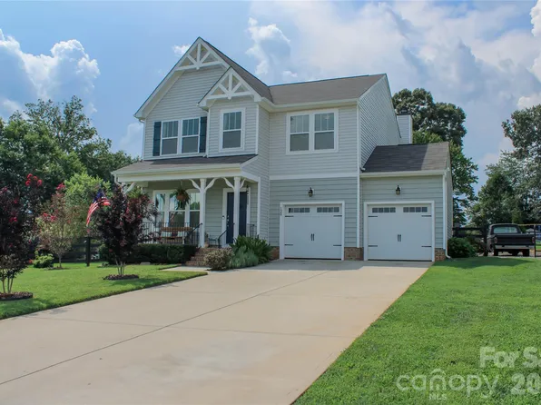 120 Dublin Ct, Statesville, NC 28677