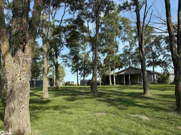 2366 Holliwell Bridge Rd, Winterset, IA 50273